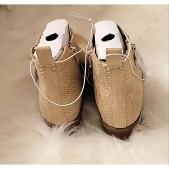 Gorg Booties Taupe sz 7 - Picture 3 of 7